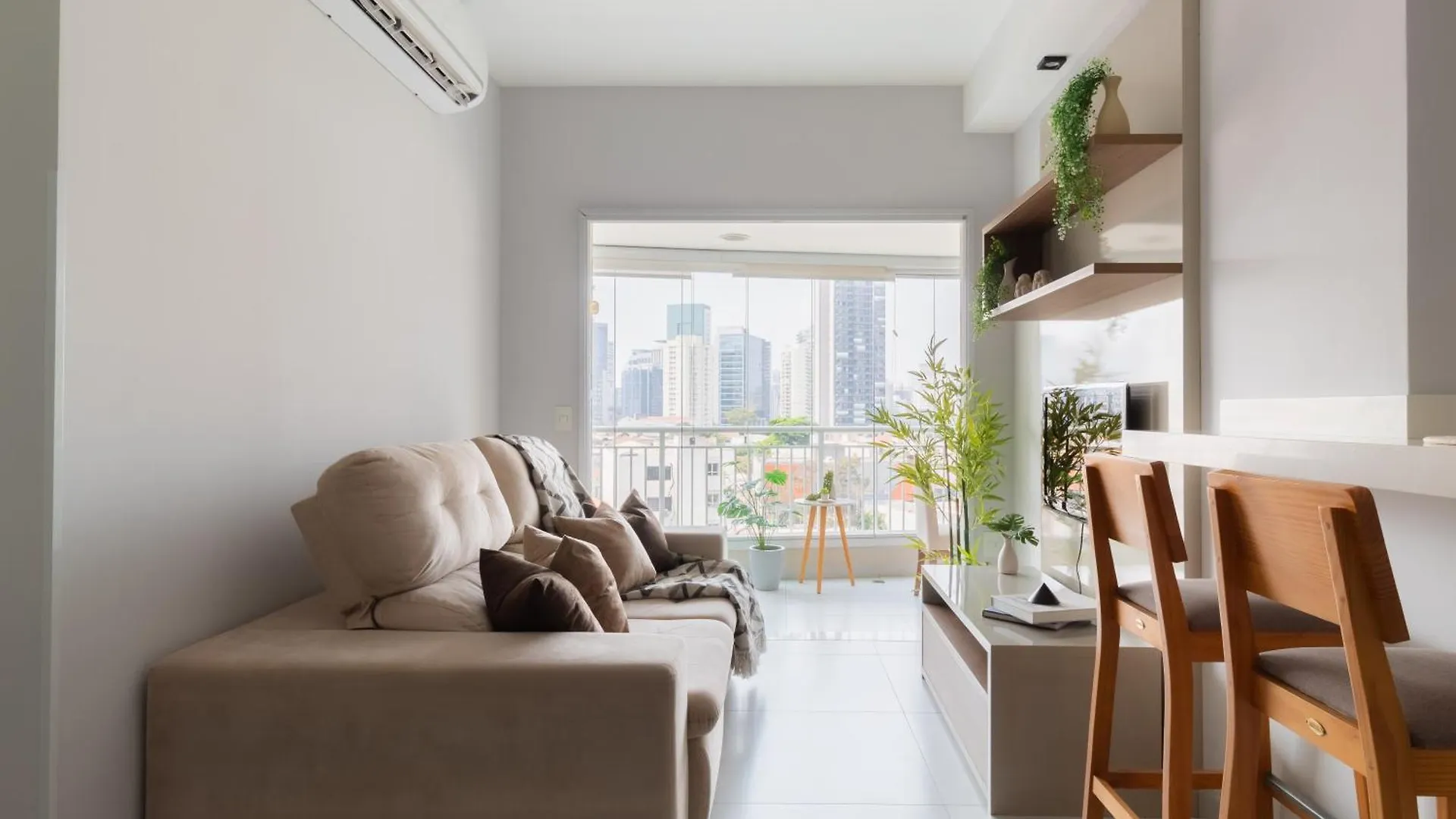 3 Quartos Thera Faria Lima São Paulo